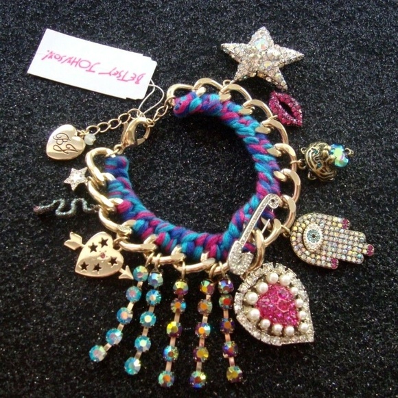 Betsey Johnson Jewelry - Betsey Johnson Mystic Baroque Queen Charm Bracelet